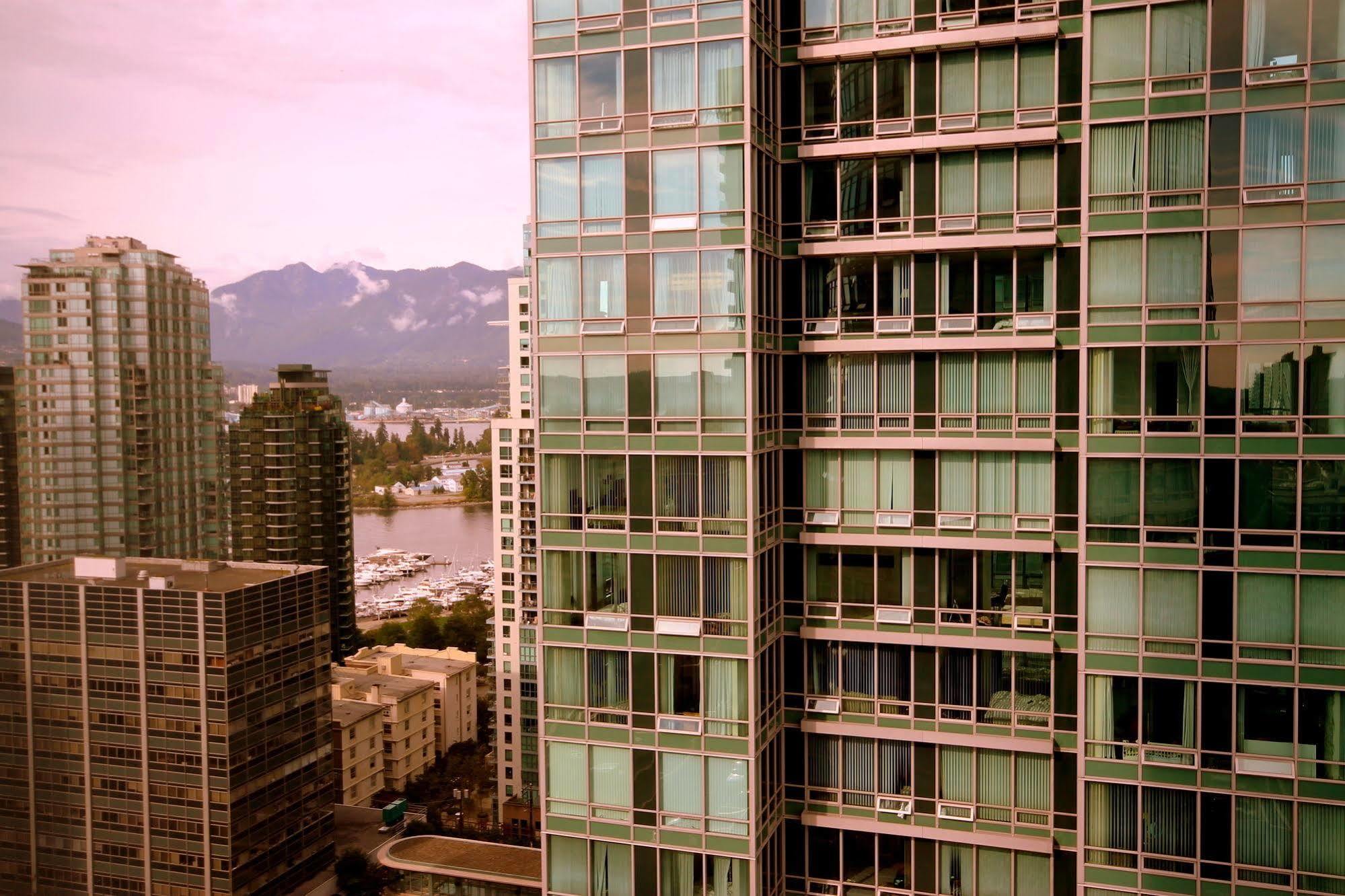 Апартаменти Dunowen Properties Ванкувер Екстер'єр фото